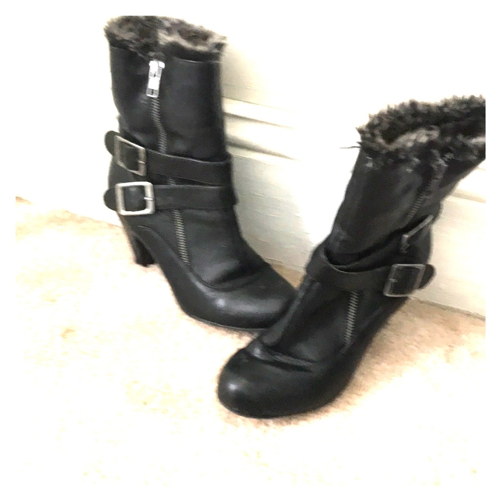 Fur lined boots with heel